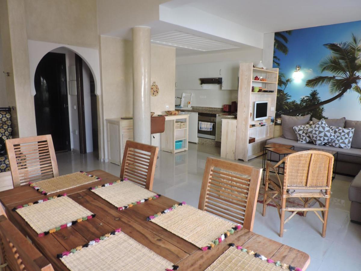 Stunning Loft With Pools Near The Beach 에사우이라 외부 사진