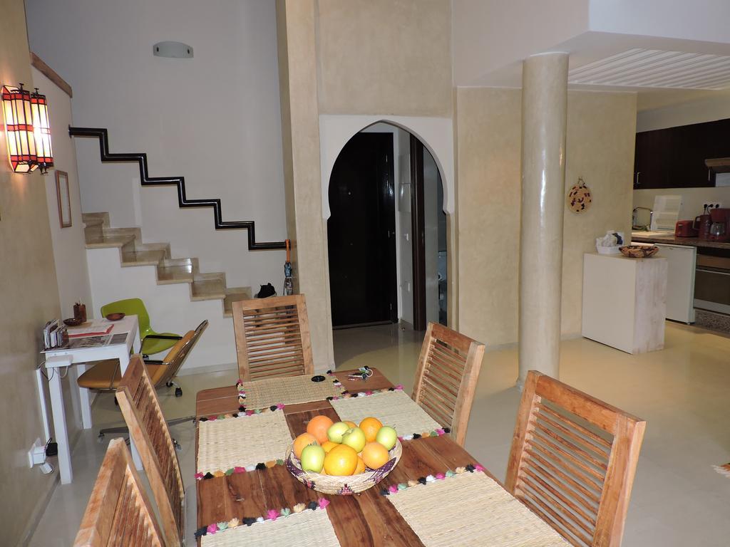 Stunning Loft With Pools Near The Beach 에사우이라 외부 사진